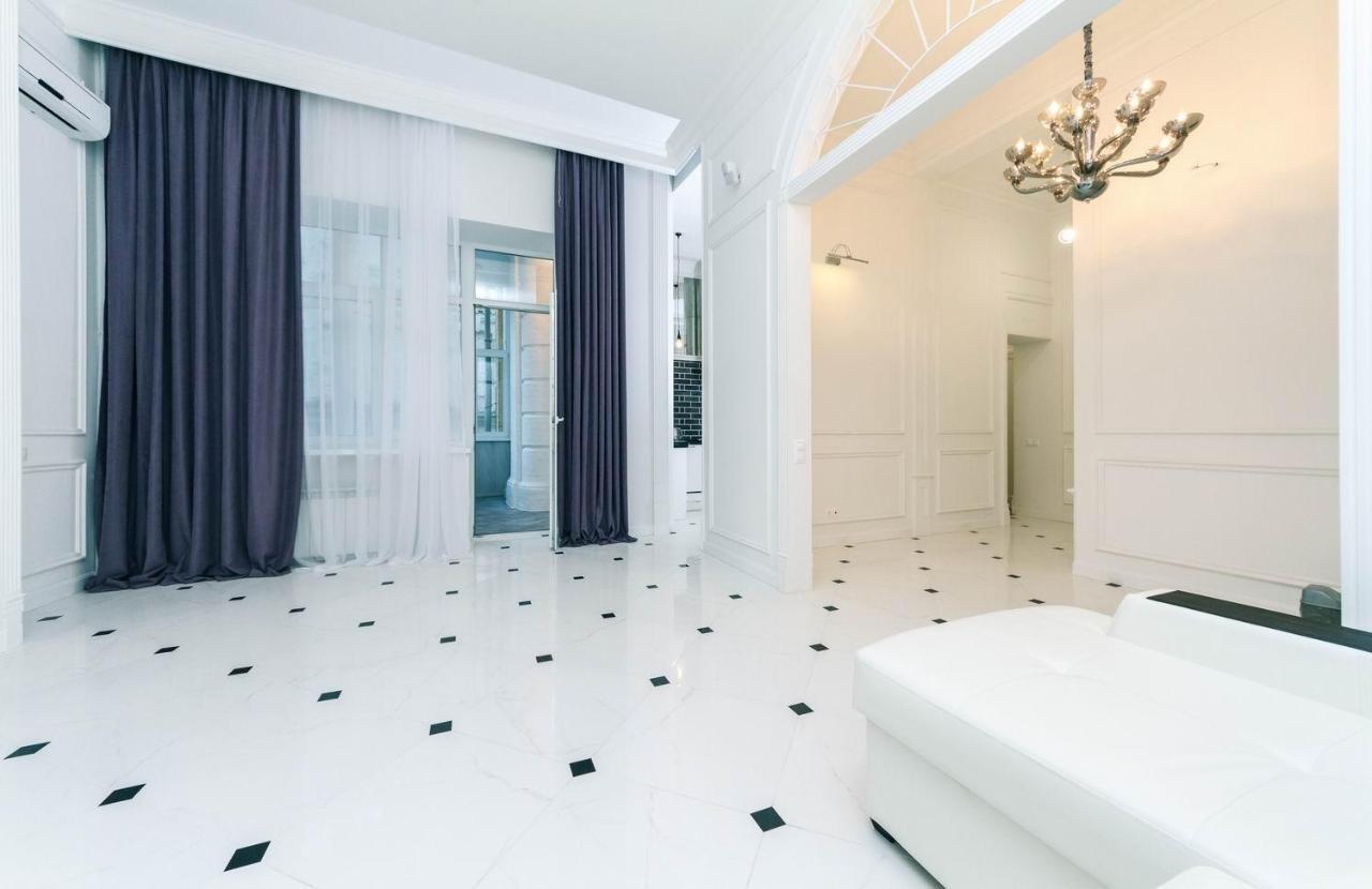 Luxury Beatiful Apartment On Pyshkinska Street Kijów Zewnętrze zdjęcie