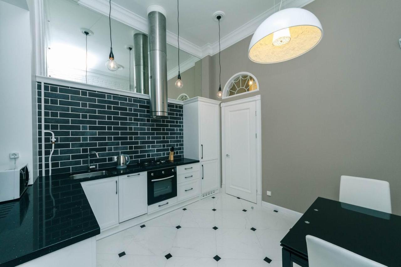 Luxury Beatiful Apartment On Pyshkinska Street Kijów Zewnętrze zdjęcie