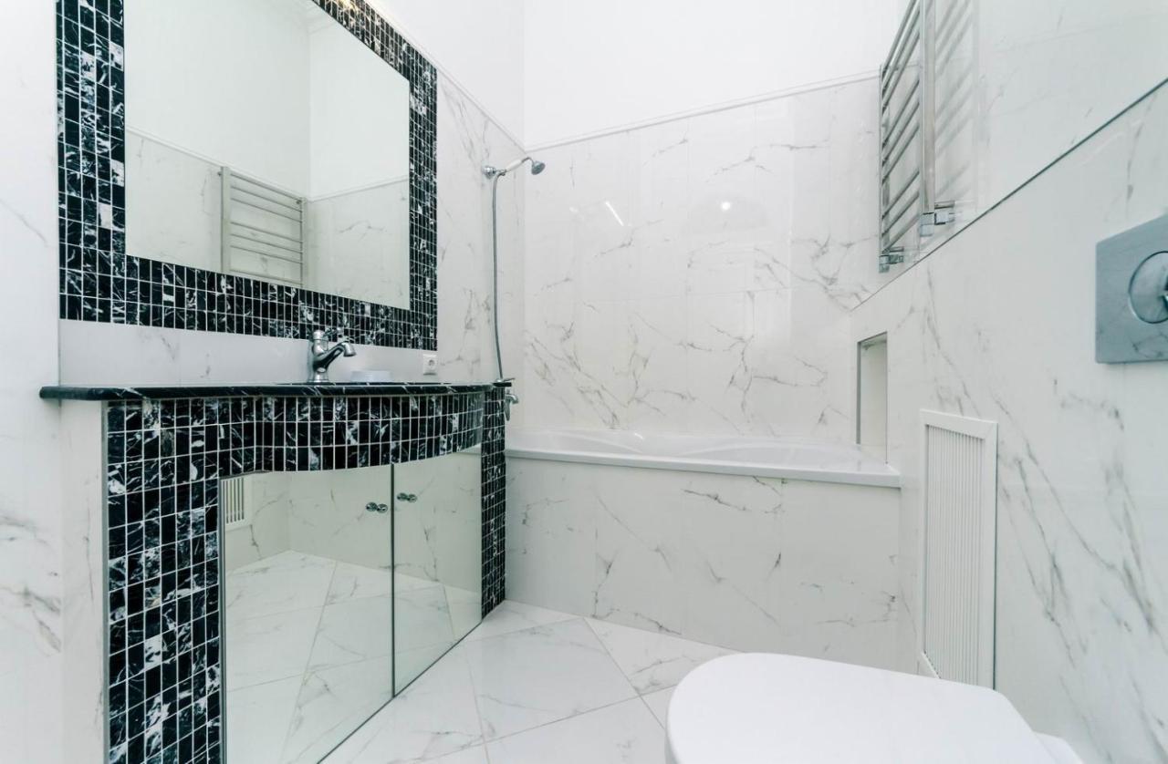 Luxury Beatiful Apartment On Pyshkinska Street Kijów Zewnętrze zdjęcie